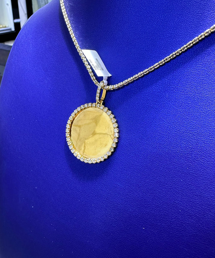 2.25ctw Natural Diamond Memory Charm Round Pendant in 10K Gold