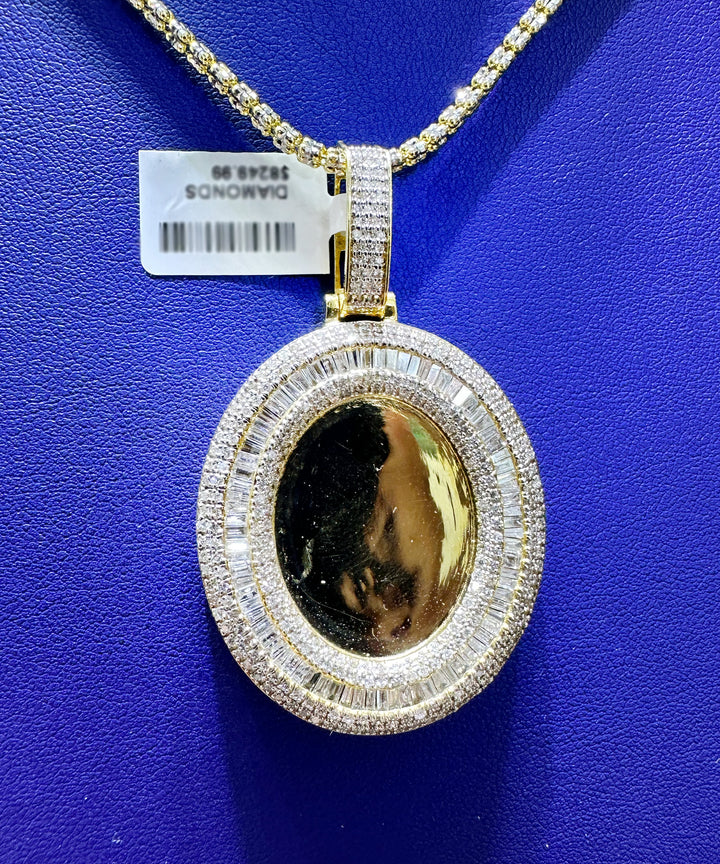 3.50ctw Natural Diamond Memory Charm Oval Pendant in 10K Gold