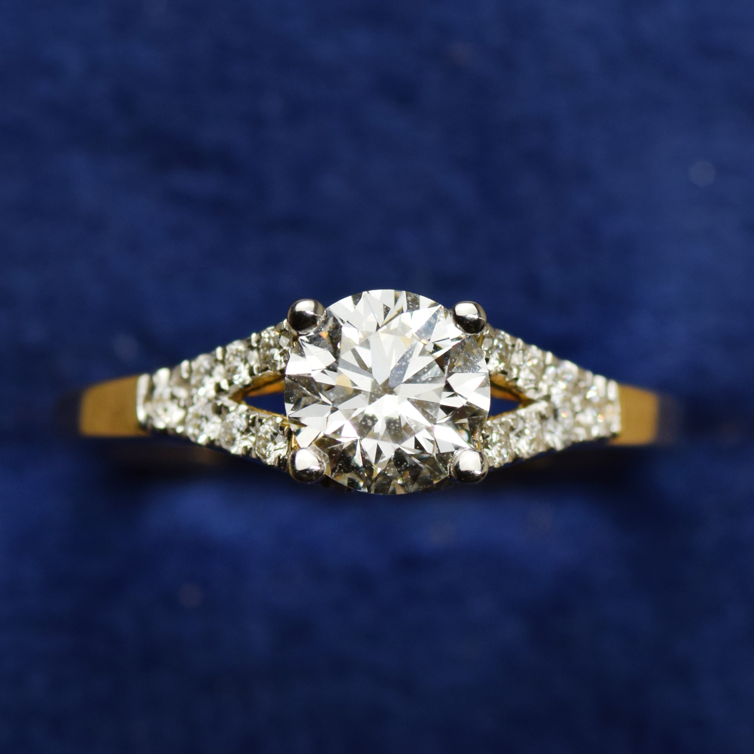 14K Gold 1.30 CT Lab Grown Round Shaped Lab Diamond Engagement Ring
