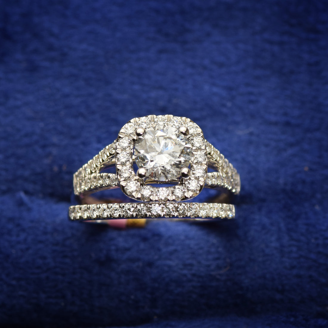 10K Gold 1.75 CT Lab Grown Round Cut Lab Diamond Bridal Wedding Set