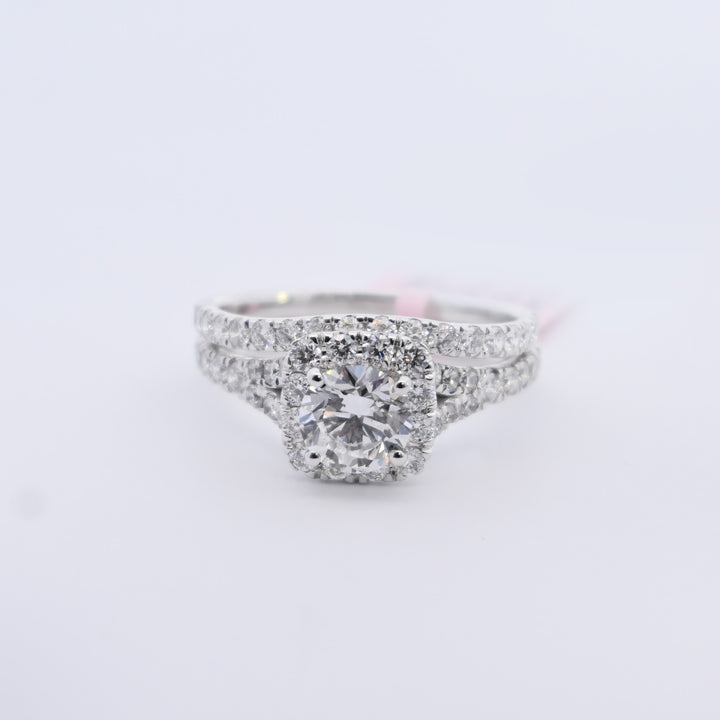 14K Gold 1.95 CT Lab Grown Round Cut Split Shank Halo Diamond Engagement Bridal Set