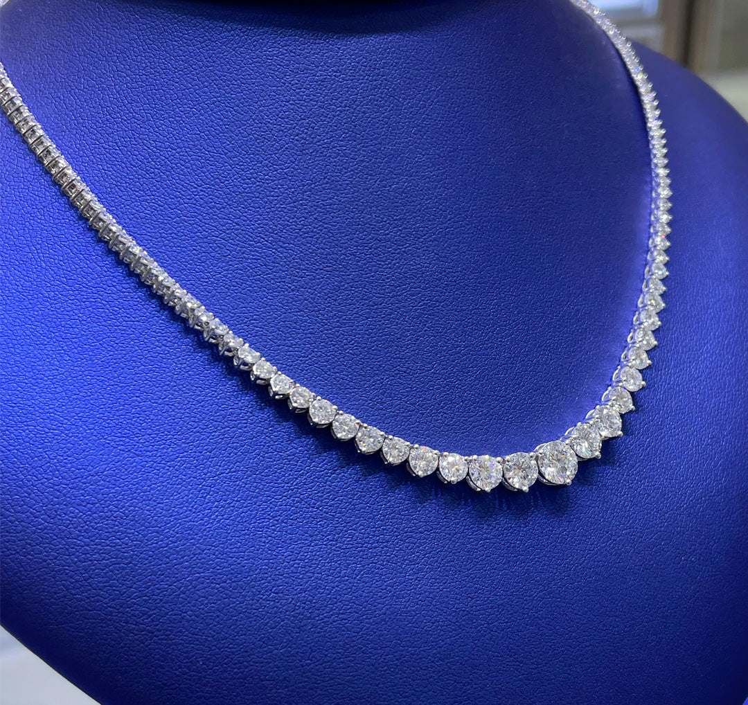 14K Gold 11.26ctw Lab Grown Round Graduating Diamond Necklace