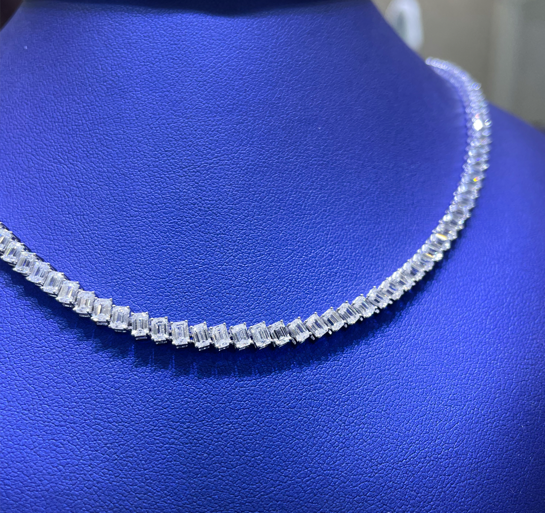 14K Gold 10.17ctw Lab Grown Emerald Diamond Necklace