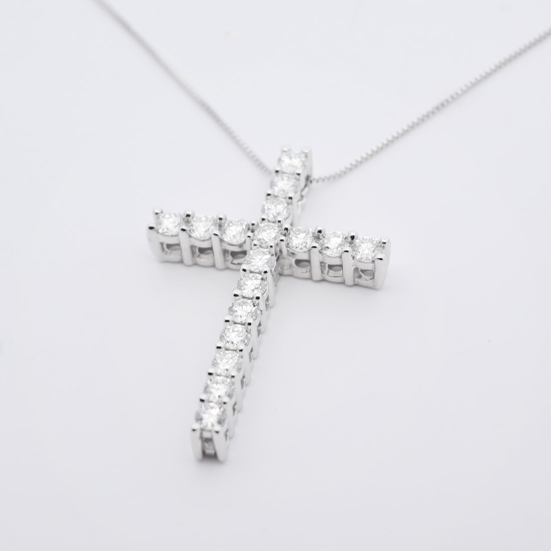 14K Gold 1.00 CT Lab Grown Round Diamond Cross Pendant with Chain