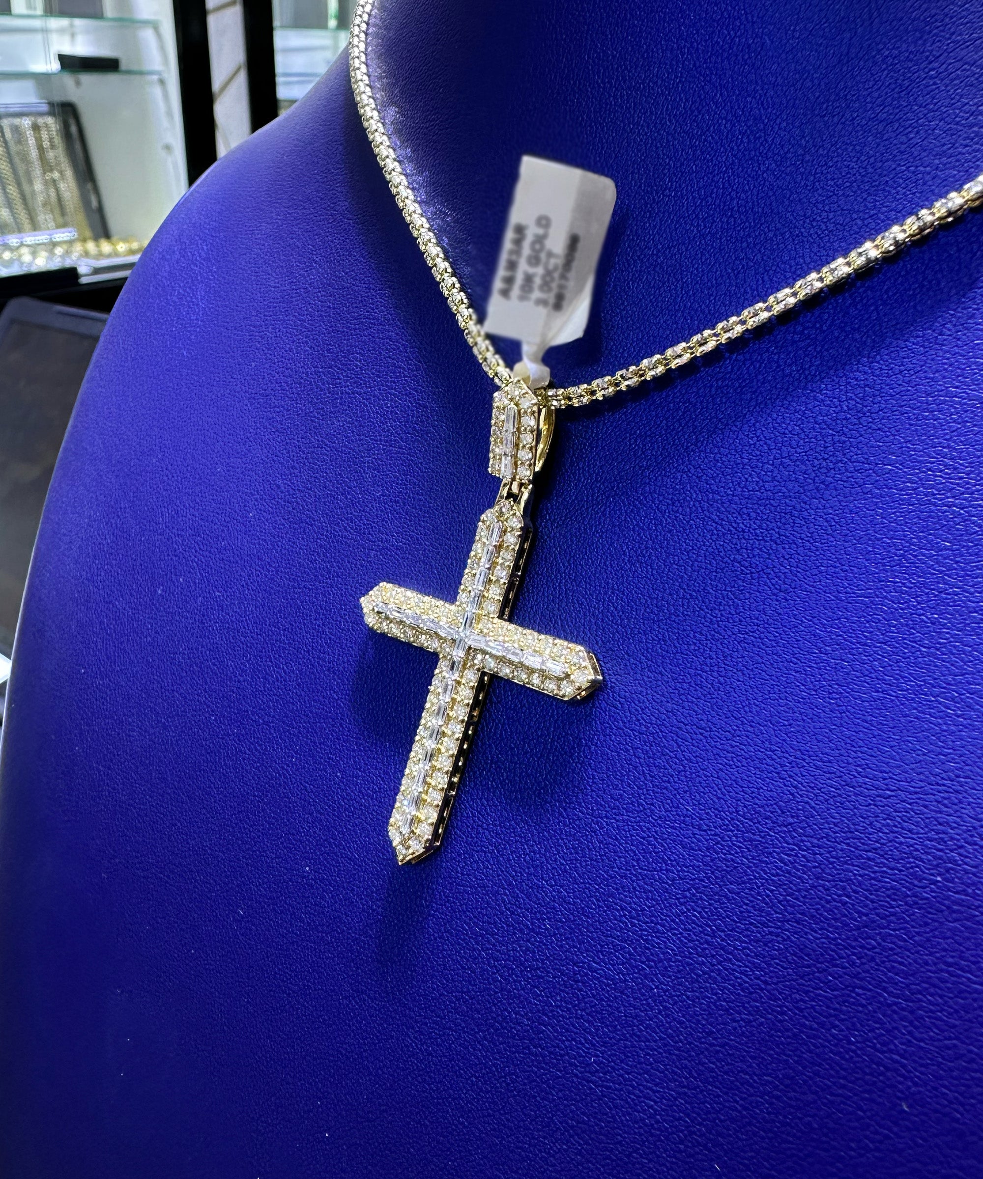 3.00ctw Natural Diamond Cross Pendant in 10K Gold