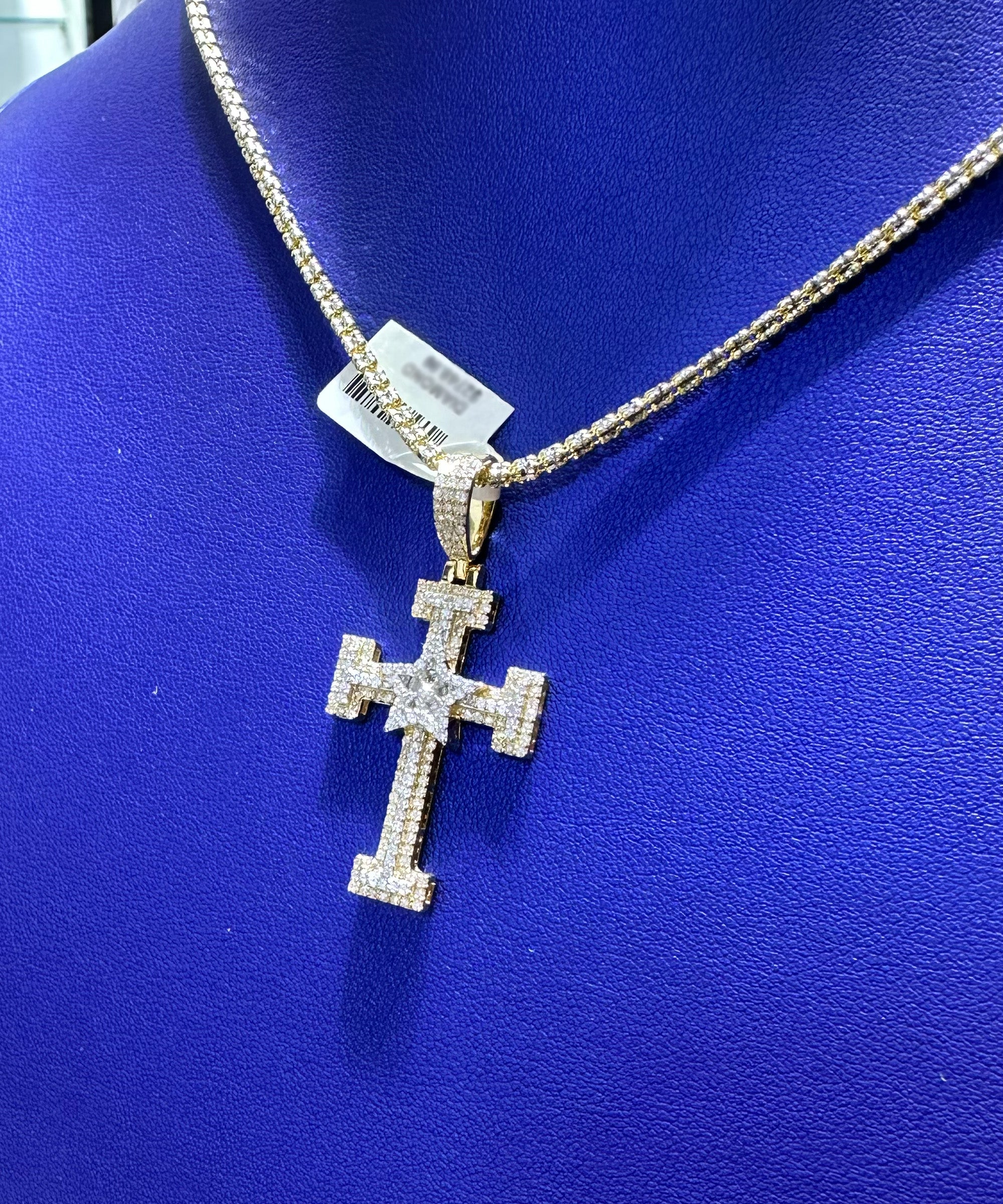 1.25ctw Natural Diamond Star Cross Pendant in 10K Gold