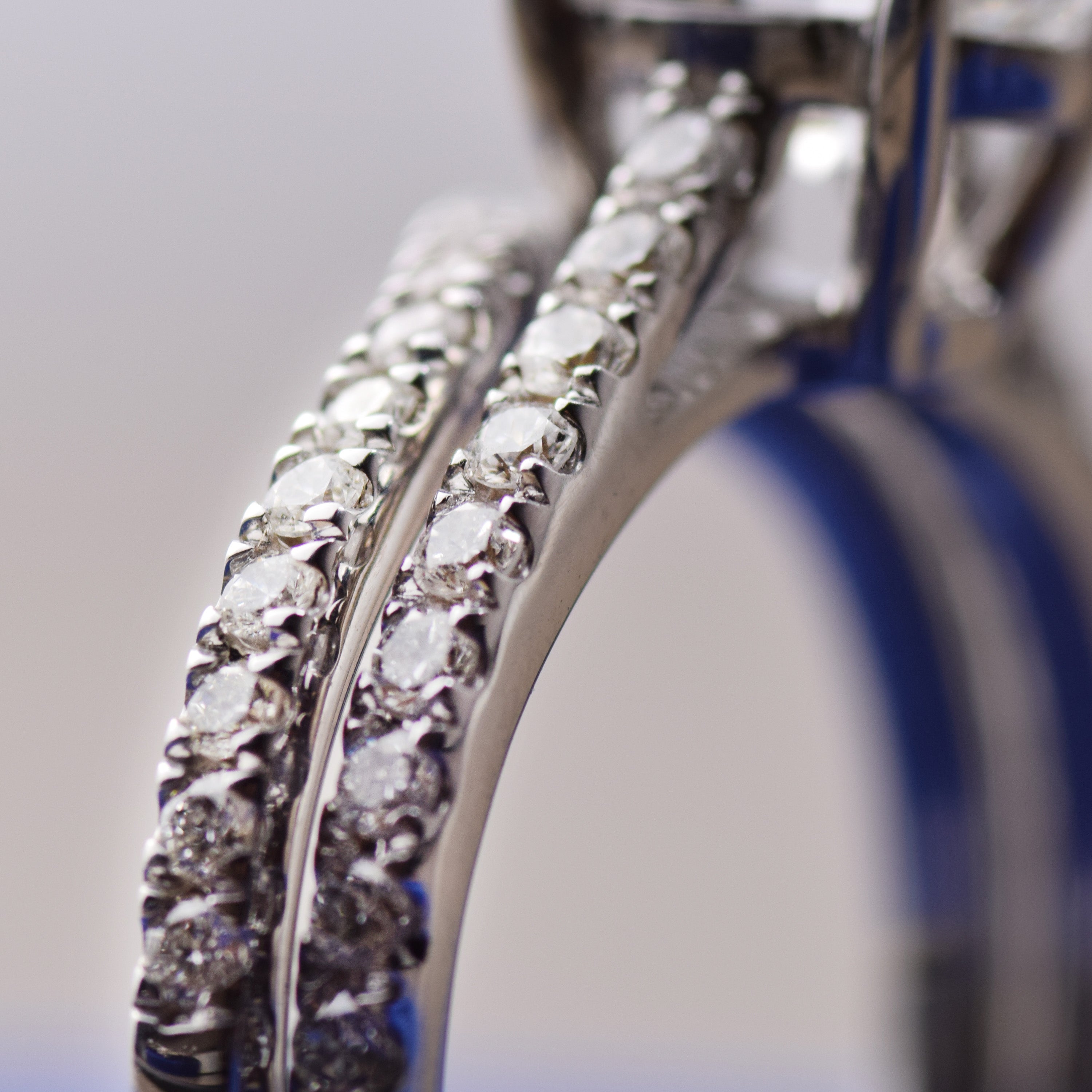 10K Gold 2 CT Lab Grown Oval Cut Curved Wedding Band Bridal Ring Set