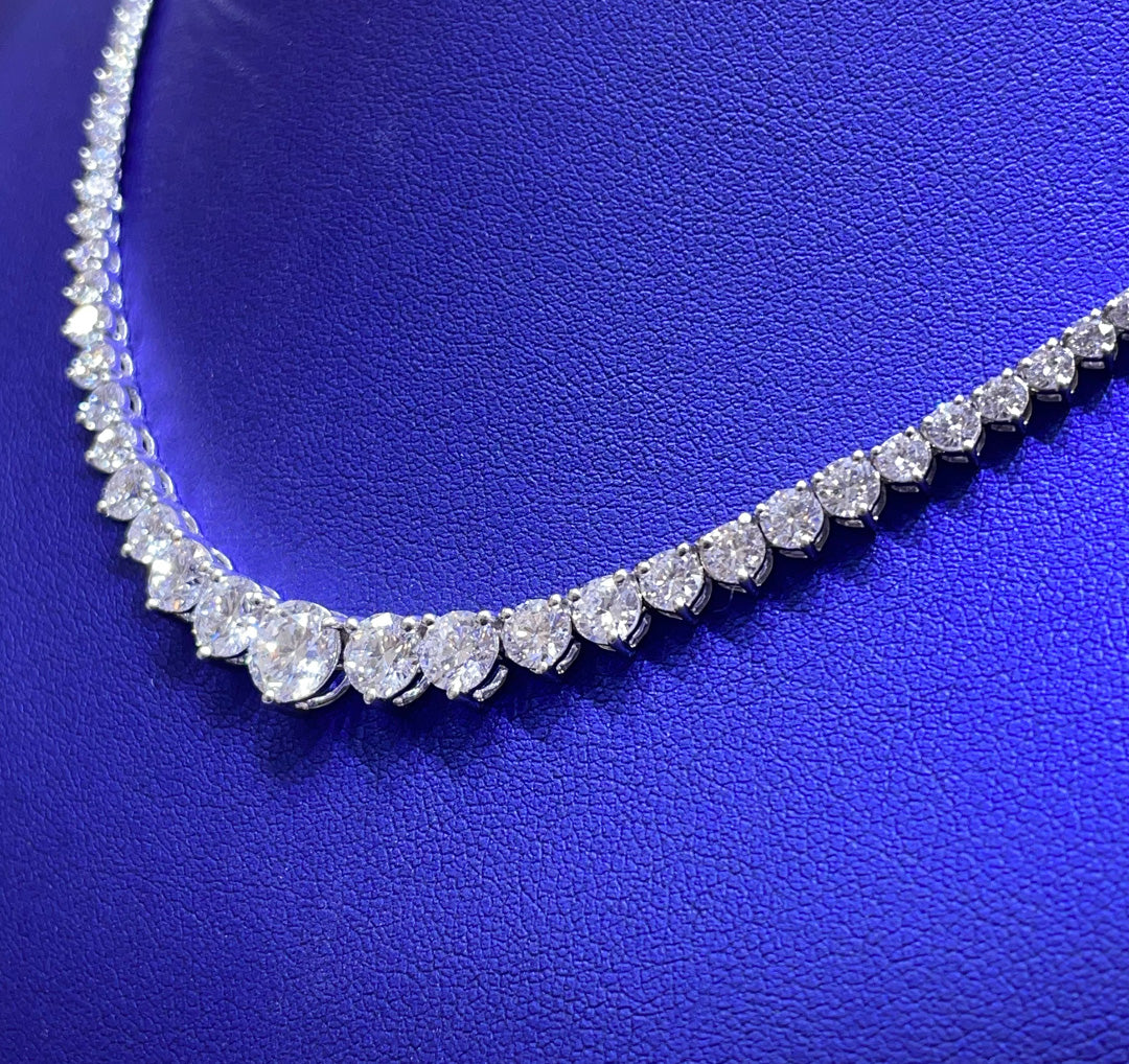 14K Gold 11.26ctw Lab Grown Round Graduating Diamond Necklace