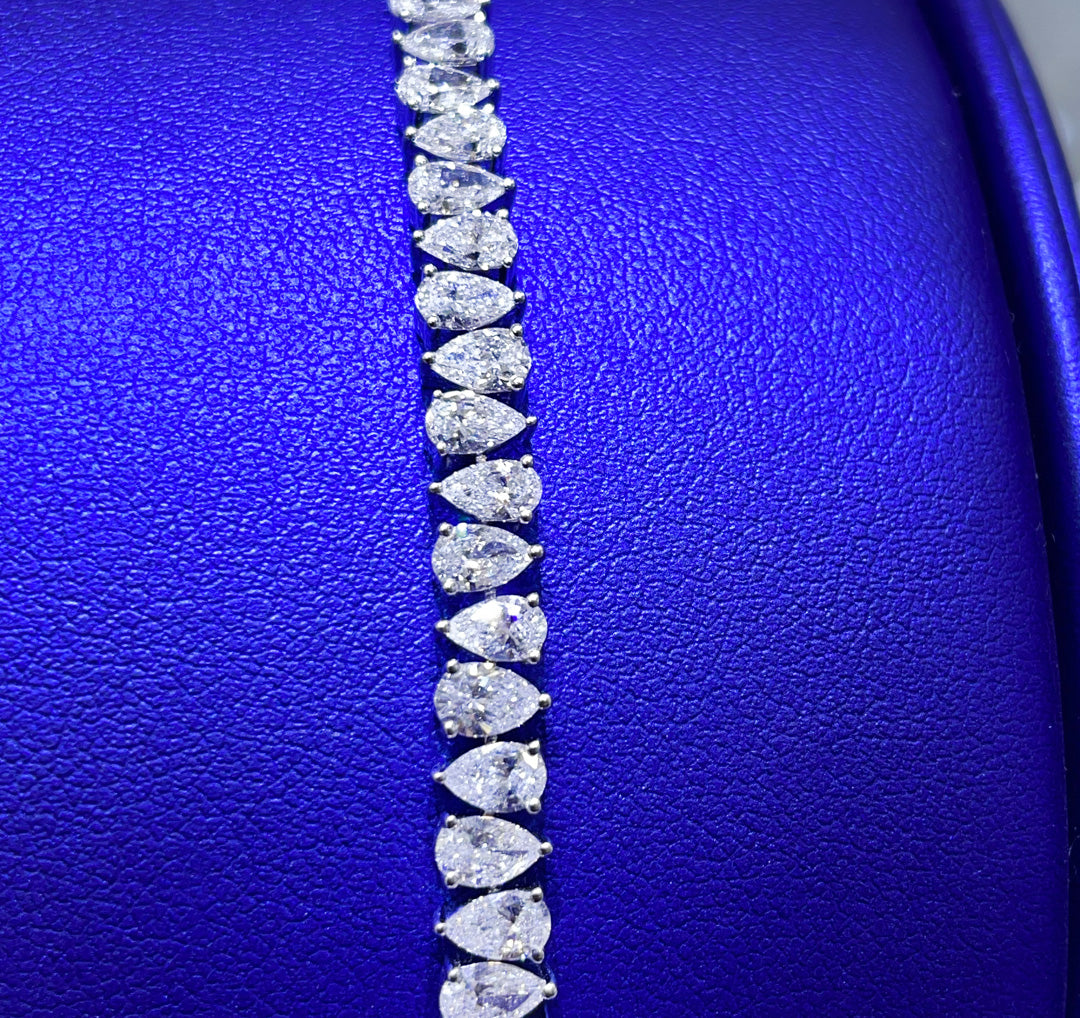 14K Gold 8.46ctw Pear Cut Lab Grown Diamond Bracelet