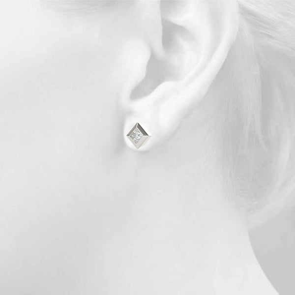 Single Stone Covered Stud Earring