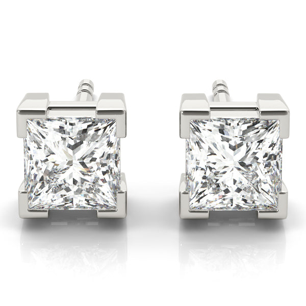 Single Stone Diamond Stud Earring