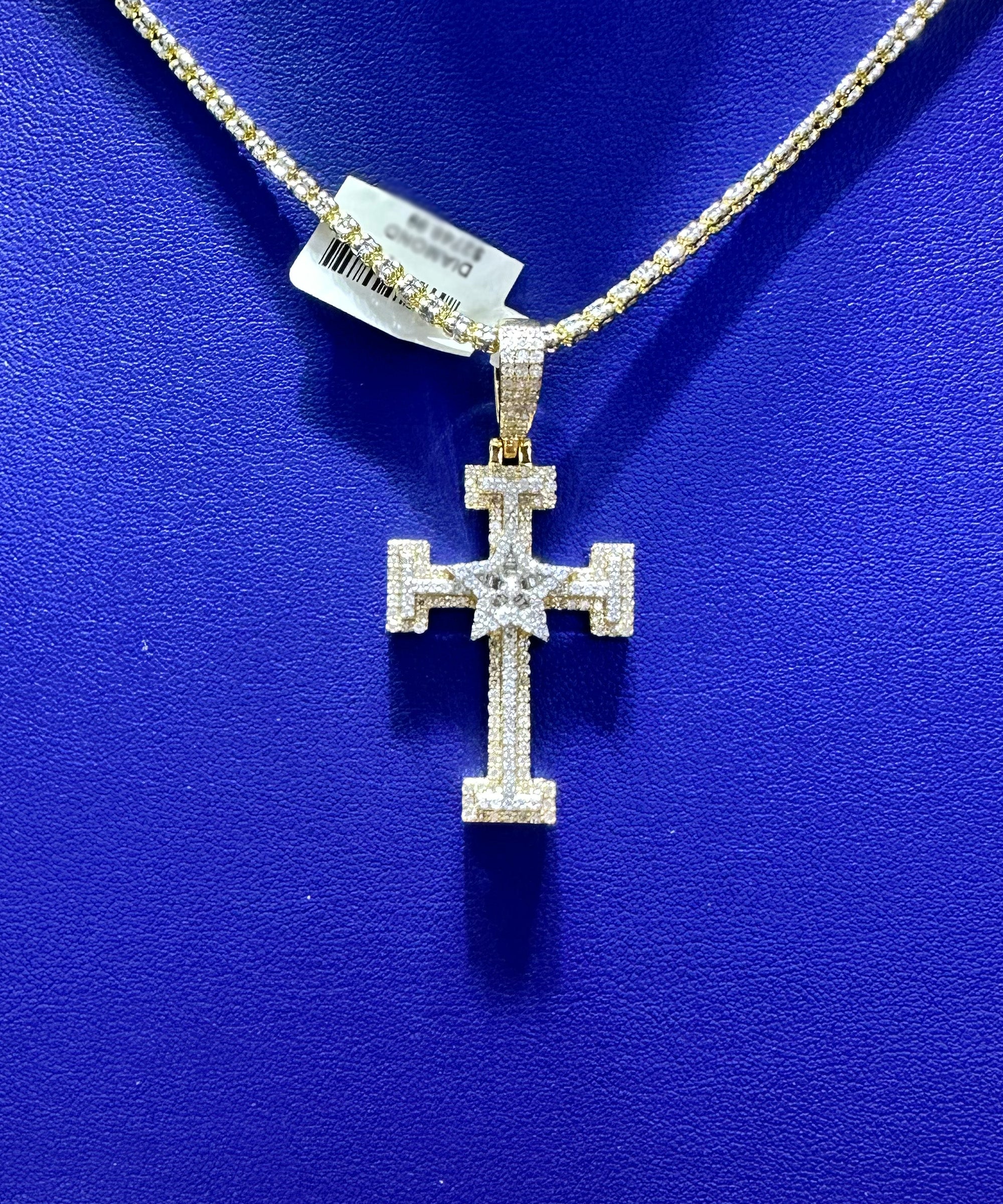 1.25ctw Natural Diamond Star Cross Pendant in 10K Gold