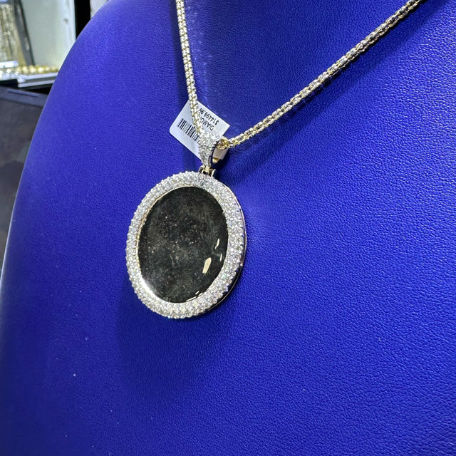 4.50ctw Natural Diamond Memory Charm Oval Pendant in 10K Gold