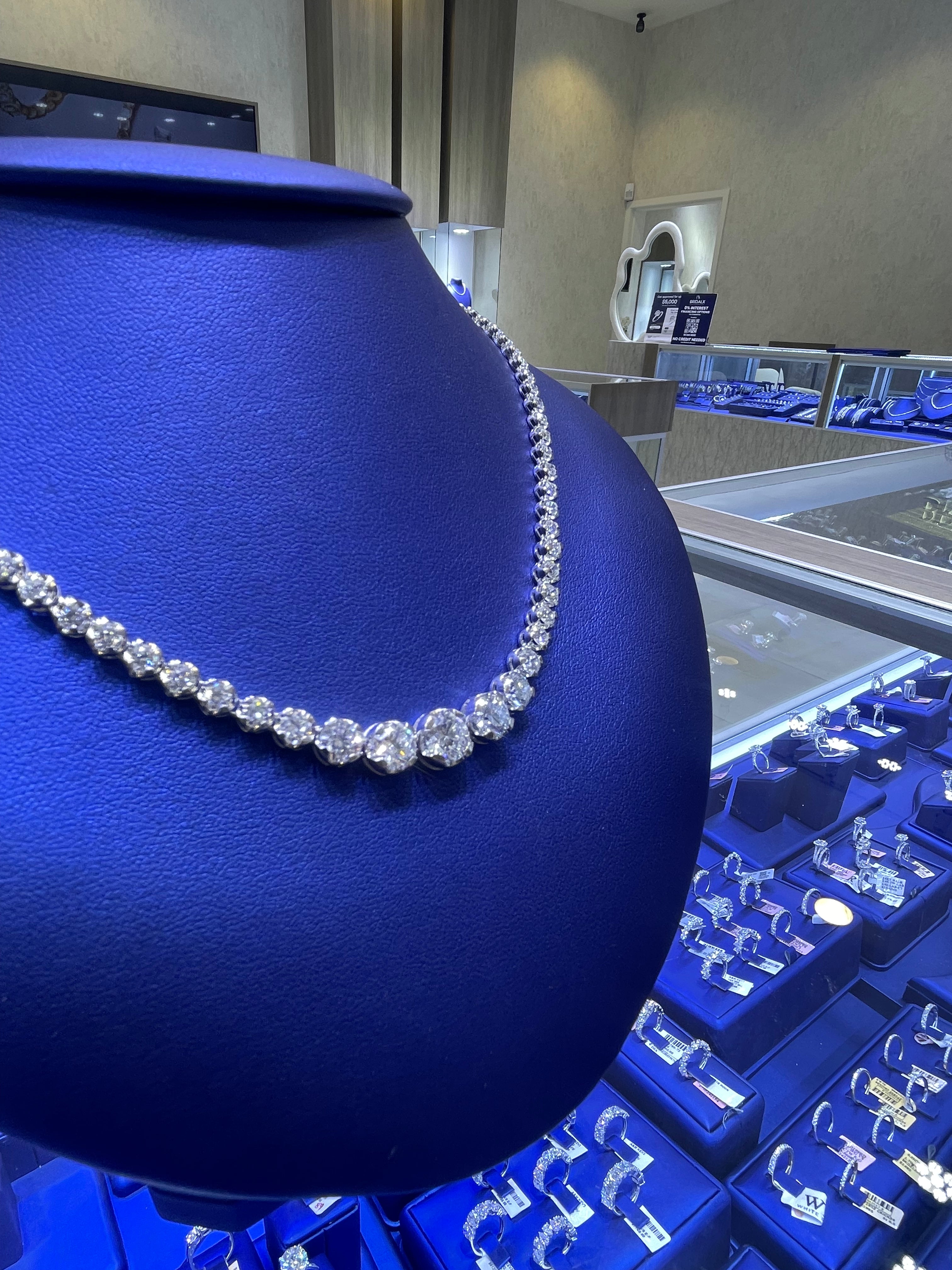 14K Gold 10.00ctw Lab Grown Round Graduating Diamond Necklace