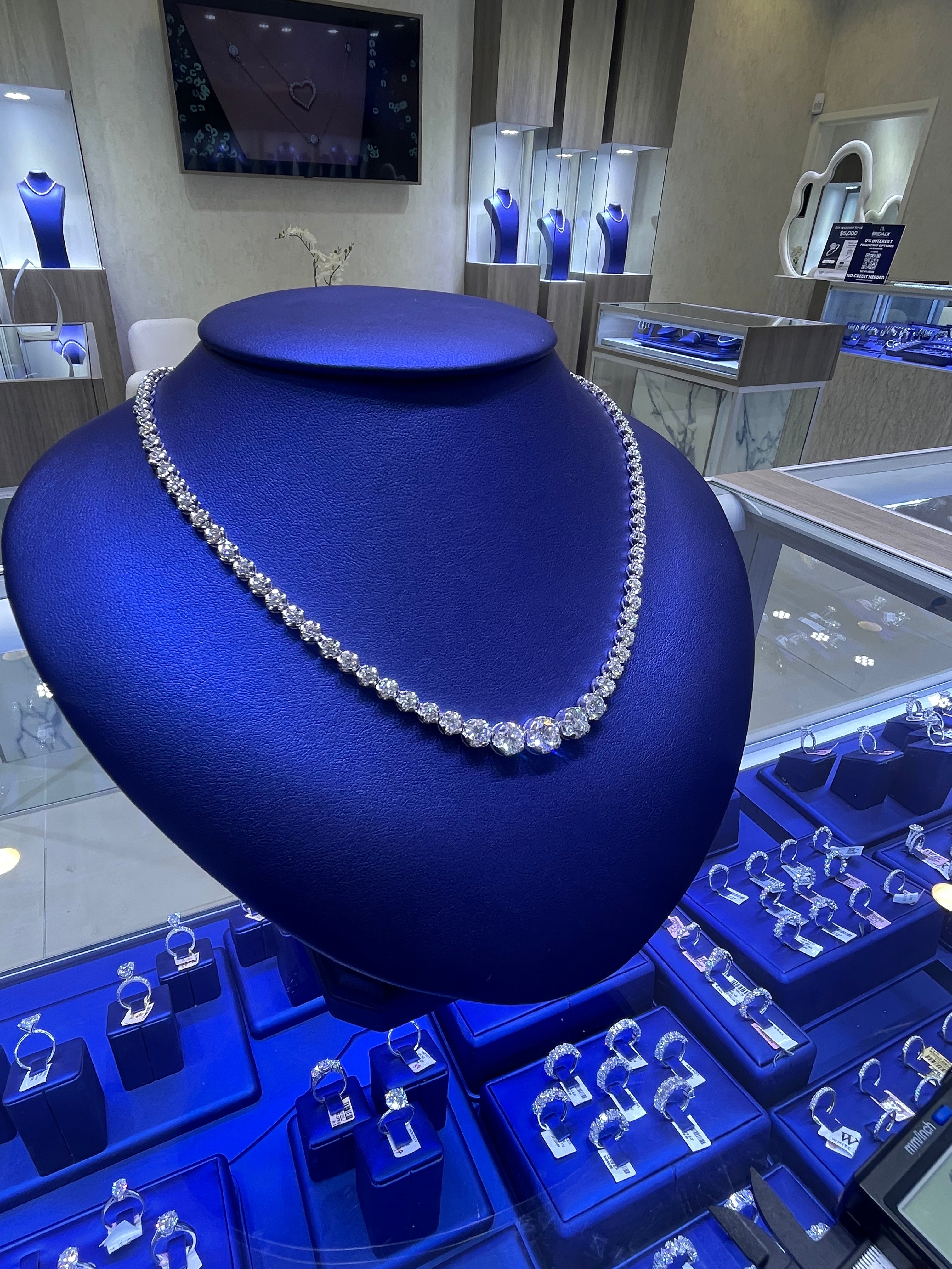 14K Gold 10.00ctw Lab Grown Round Graduating Diamond Necklace