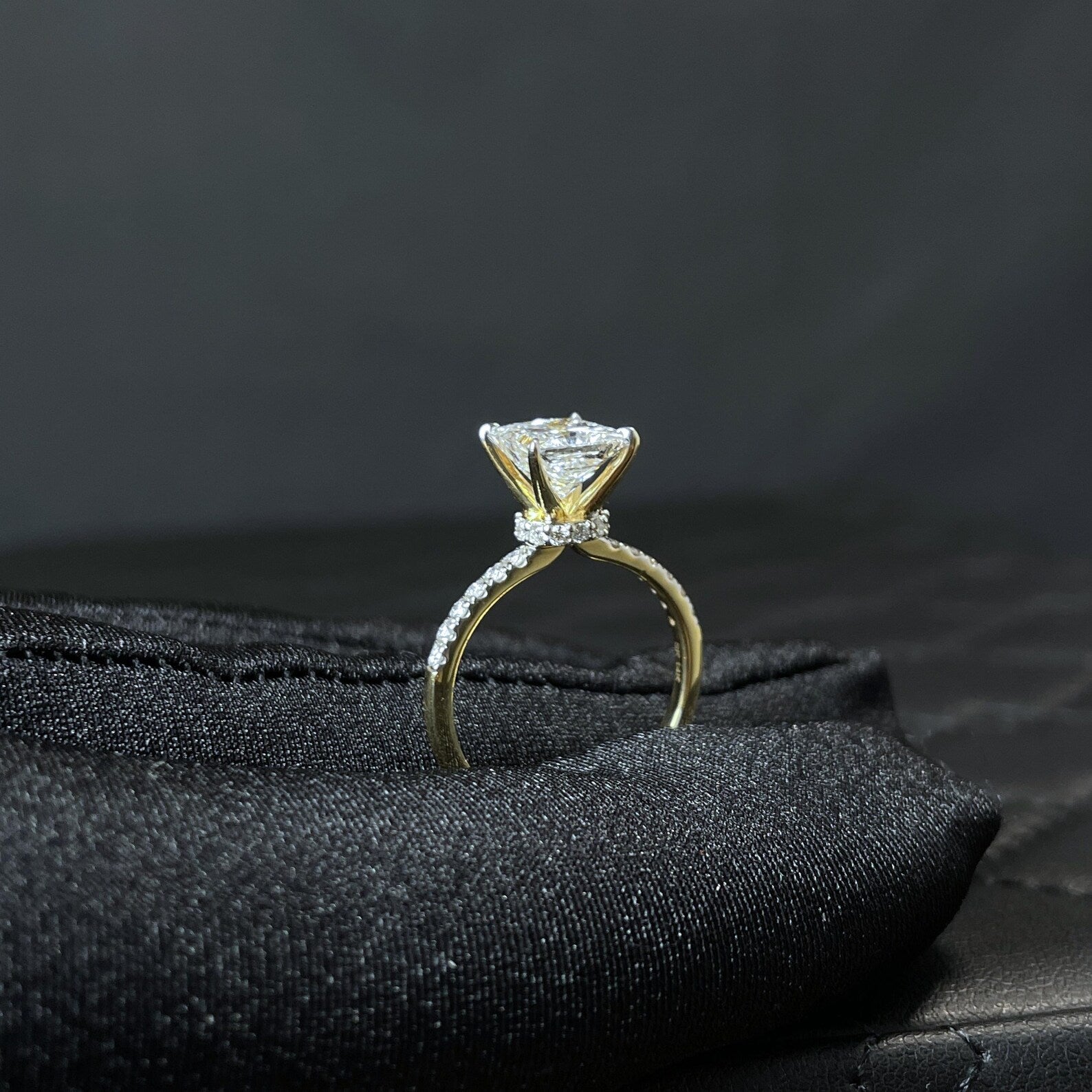 14K Gold 2.30CTW Princess Cut Diamond Engagement Ring